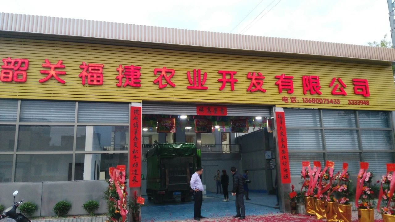 62ef2ecb327cdc00f9038981fd1ea0da.jpg
